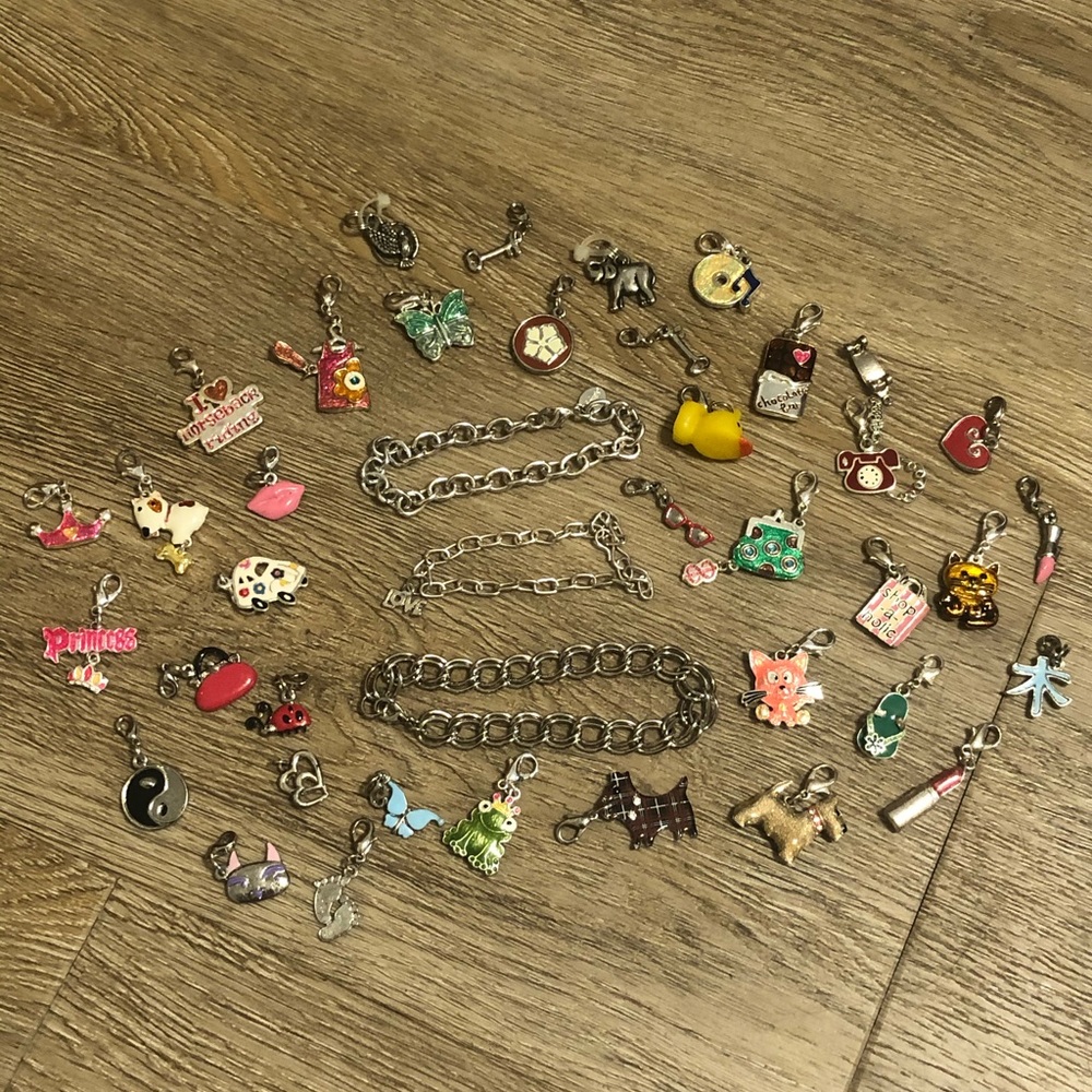 Girls Charm Bracelet Set